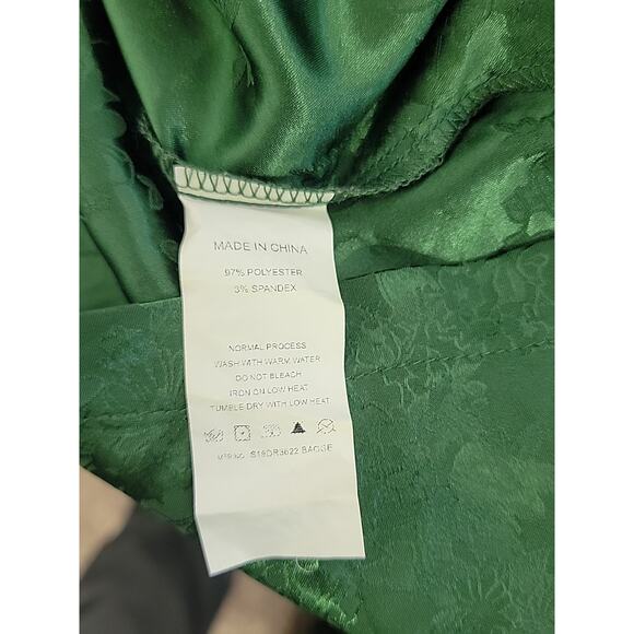 Simplee Green Dress Jaquard Balloon Sleeve Size Medium - Picture 7 of 10